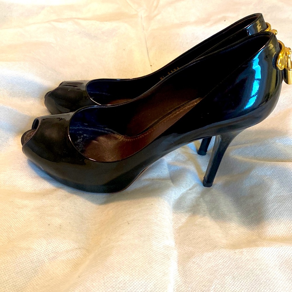Louis Vuitton Peep toe heel
